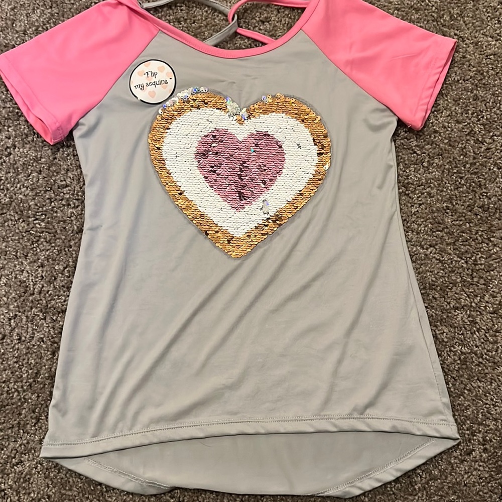 Girls blouse with sequins